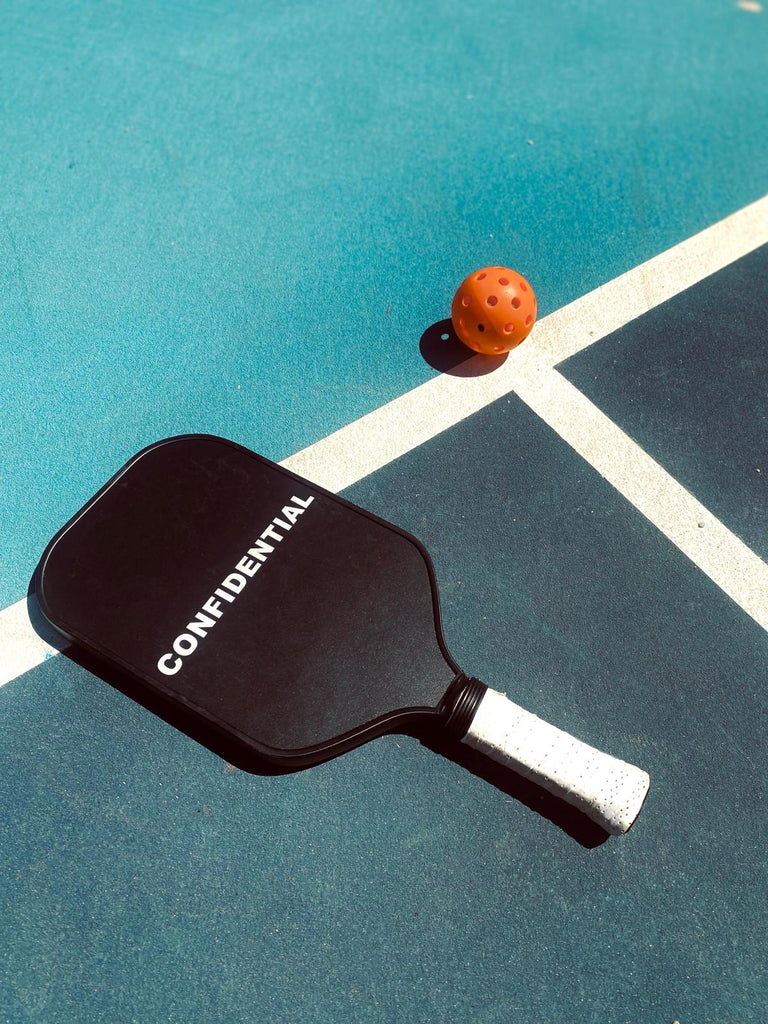 5 Diferencias entre Jugar al Pickleball Individuales 👤 VS Dobles 👥